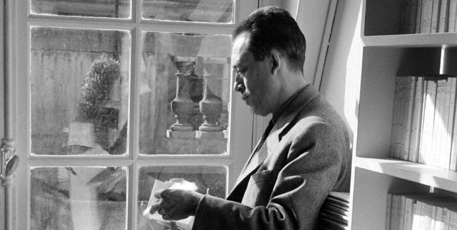 Albert Camus: Toplumdan ve Kaleden Uzak Bir Adam